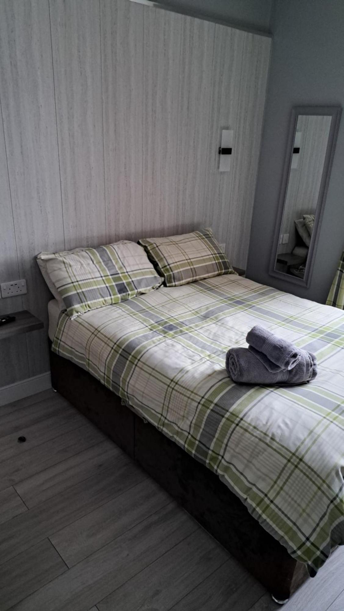 Dalesman Hotel Дарлингтън Екстериор снимка