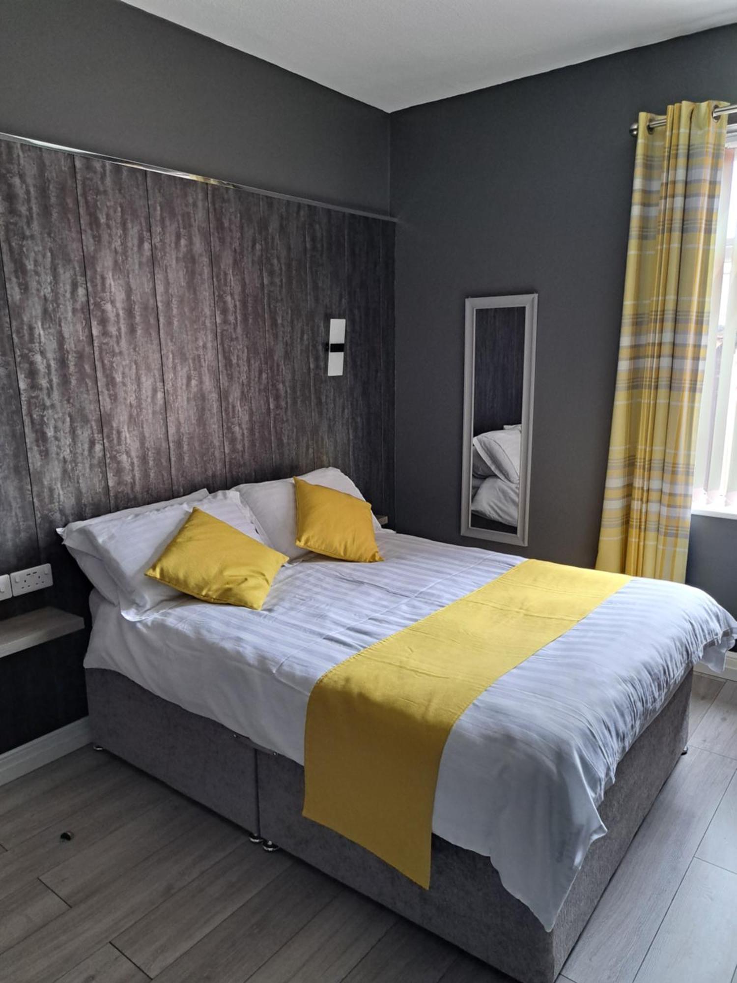 Dalesman Hotel Дарлингтън Екстериор снимка